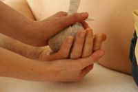 Kr&auml;uterstempel Massage